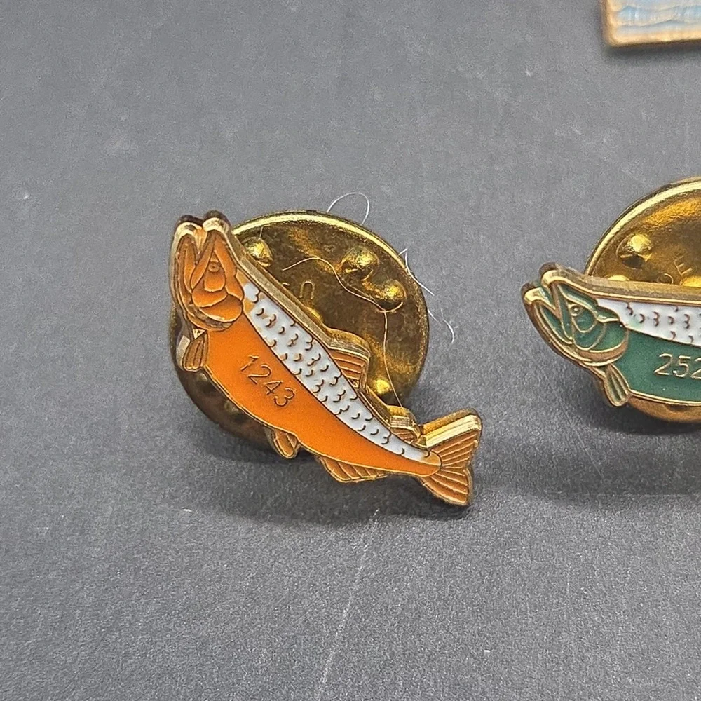 Alaska Regional Council Of Carpenters Union Fishing Pin Set